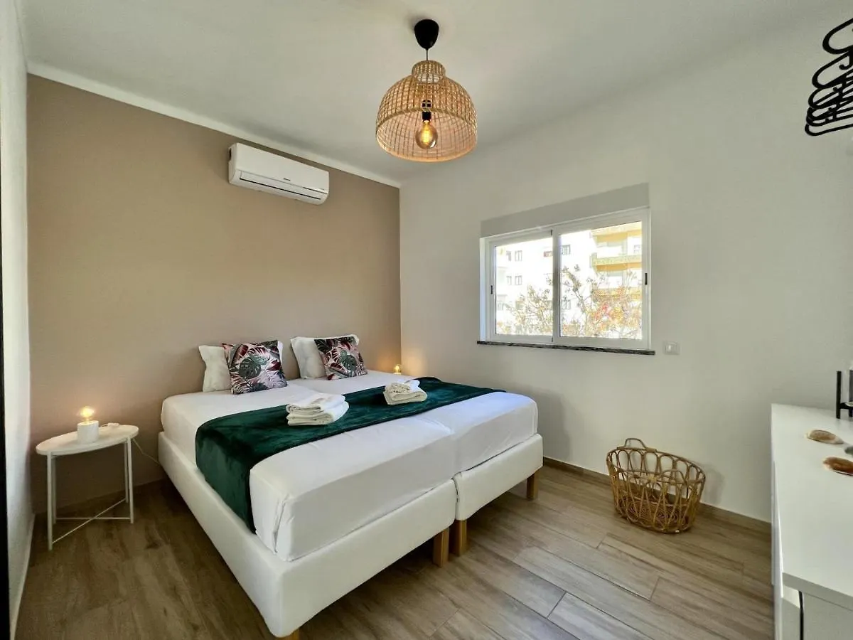 Quarteira Design By Homing Apartment 0*,  Portugal